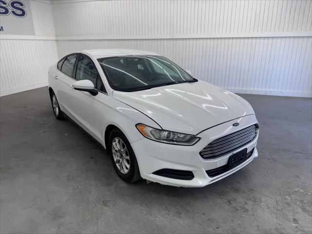 2016 Ford Fusion S