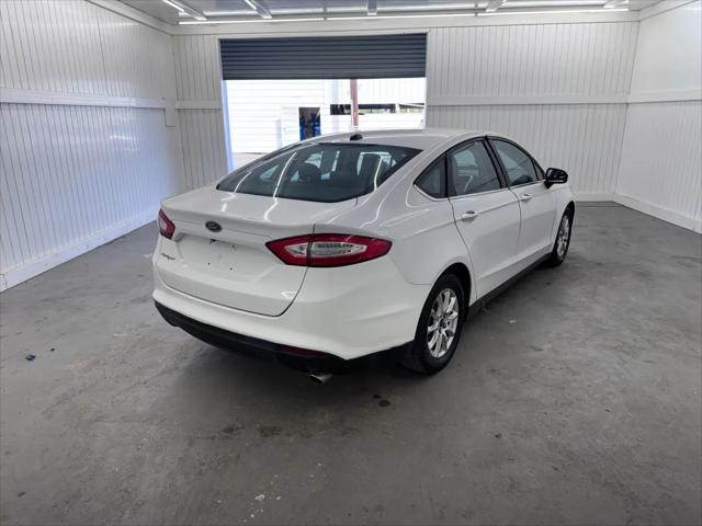 2016 Ford Fusion S