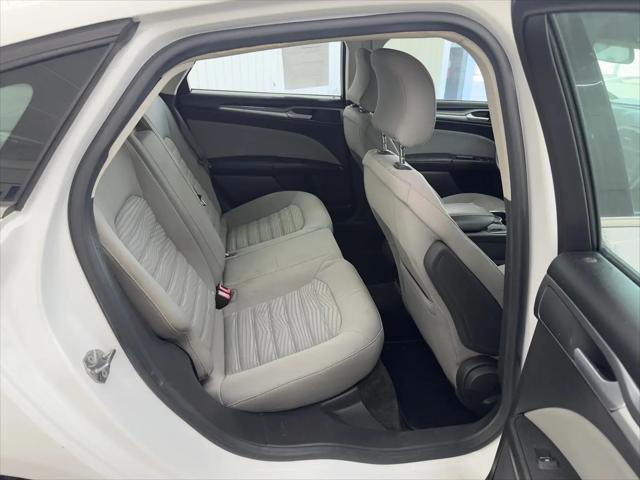 2016 Ford Fusion S