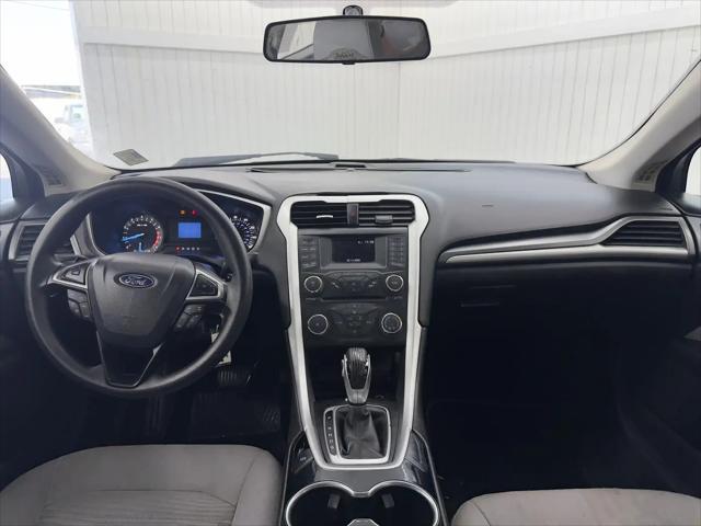 2016 Ford Fusion S