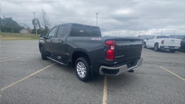 2022 Chevrolet Silverado 1500 4WD Crew Cab Short Bed LT with 2FL