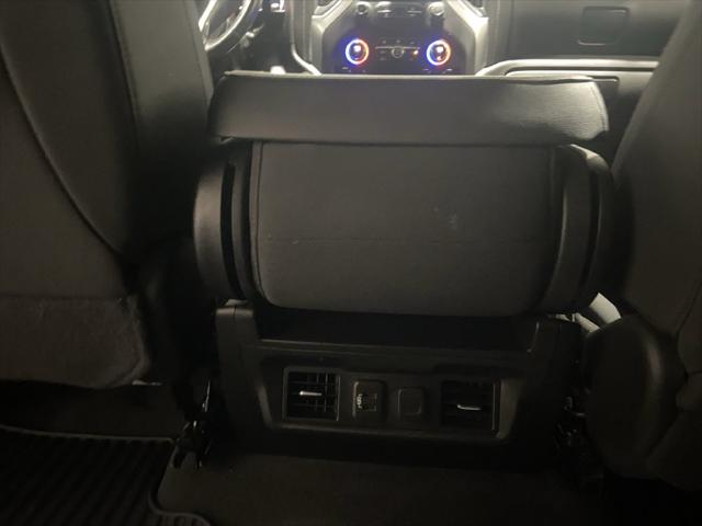 2022 Chevrolet Silverado 1500 4WD Crew Cab Short Bed LT with 2FL