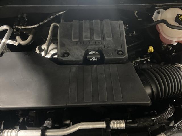 2022 Chevrolet Silverado 1500 4WD Crew Cab Short Bed LT with 2FL