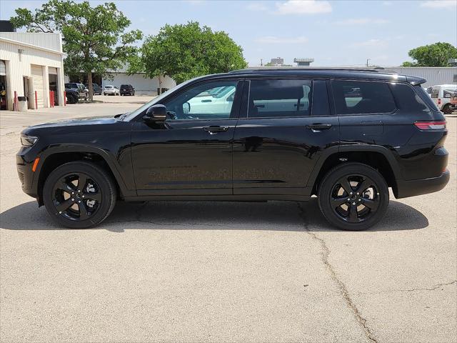 2025 Jeep Grand Cherokee GRAND CHEROKEE L ALTITUDE 4X4