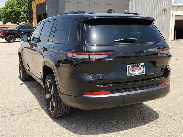 2025 Jeep Grand Cherokee GRAND CHEROKEE L ALTITUDE 4X4