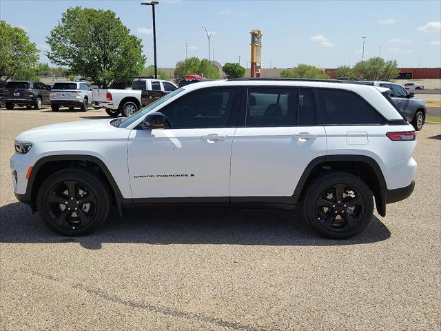 2025 Jeep Grand Cherokee GRAND CHEROKEE ALTITUDE 4X4