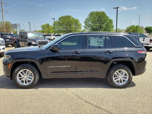 2025 Jeep Grand Cherokee GRAND CHEROKEE LAREDO X 4X2