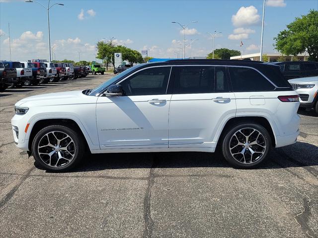 2025 Jeep Grand Cherokee GRAND CHEROKEE SUMMIT RESERVE 4X4