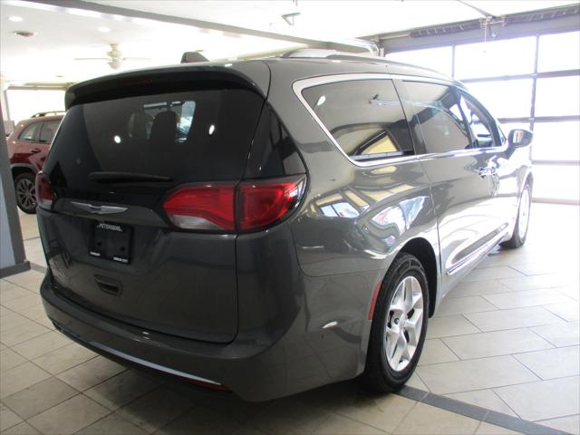 2020 Chrysler Pacifica Touring L Plus