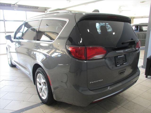 2020 Chrysler Pacifica Touring L Plus