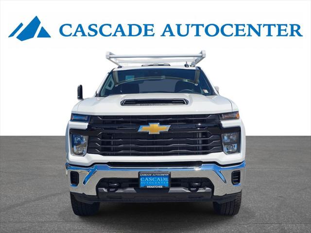 2025 Chevrolet Silverado 3500HD 4WD Double Cab Long Bed Work Truck