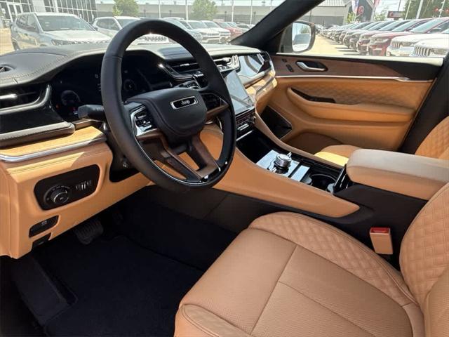2025 Jeep Grand Cherokee GRAND CHEROKEE SUMMIT RESERVE 4X4