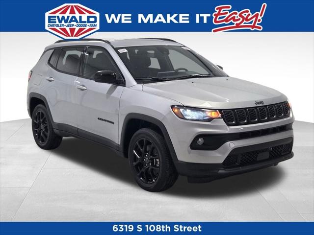 2025 Jeep Compass COMPASS LATITUDE 4X4