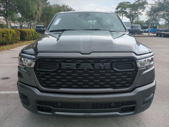 2025 RAM Ram 1500 RAM 1500 TRADESMAN QUAD CAB 4X2 64 BOX
