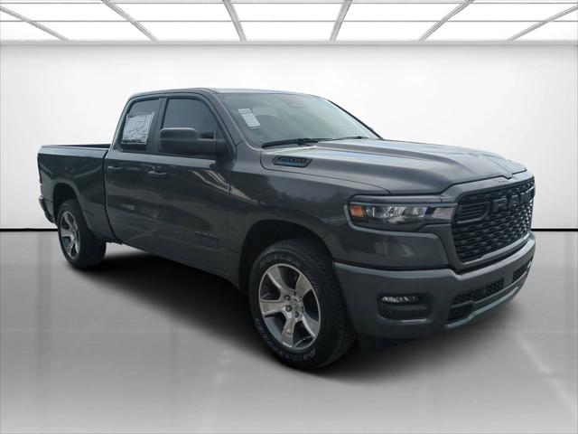2025 RAM Ram 1500 RAM 1500 TRADESMAN QUAD CAB 4X2 64 BOX