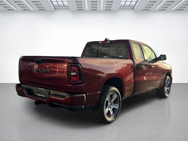 2025 RAM Ram 1500 RAM 1500 TRADESMAN QUAD CAB 4X2 64 BOX