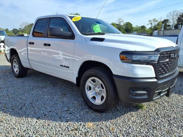 2025 RAM Ram 1500 RAM 1500 TRADESMAN QUAD CAB 4X2 64 BOX