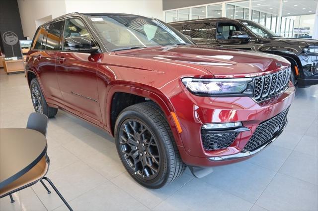 2025 Jeep Grand Cherokee GRAND CHEROKEE SUMMIT 4X4