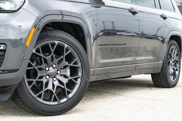 2025 Jeep Grand Cherokee GRAND CHEROKEE L SUMMIT RESERVE 4X4