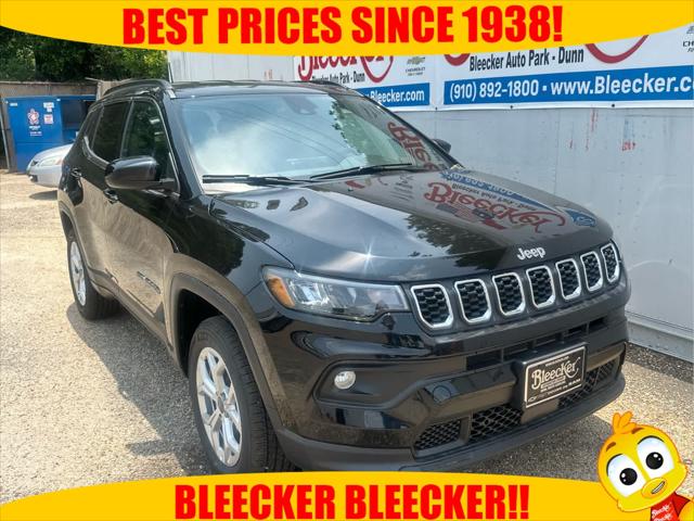 2025 Jeep Compass COMPASS LATITUDE 4X4