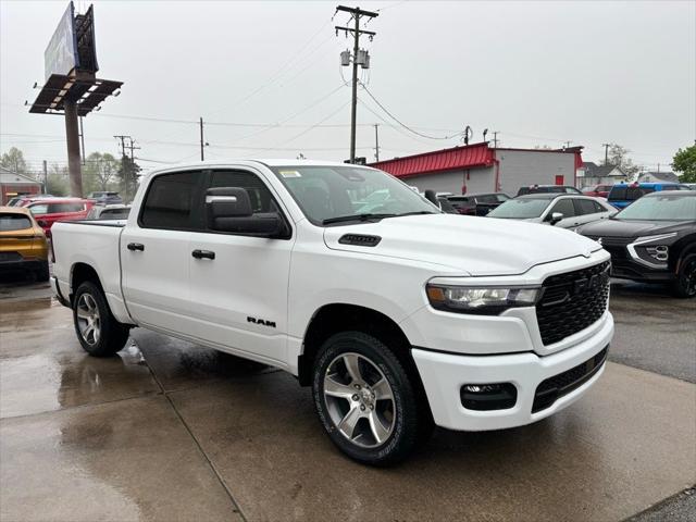 2025 RAM Ram 1500 RAM 1500 TRADESMAN CREW CAB 4X4 57 BOX