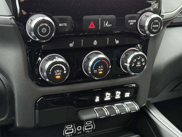 2025 RAM Ram 1500 RAM 1500 BIG HORN CREW CAB 4X4 57 BOX