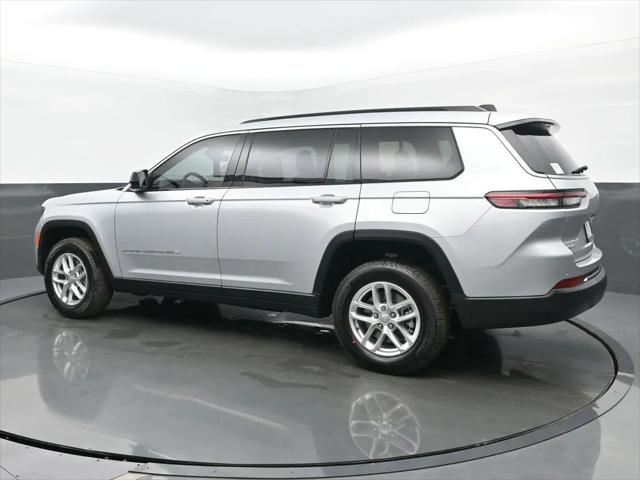 2025 Jeep Grand Cherokee GRAND CHEROKEE L LAREDO X 4X4