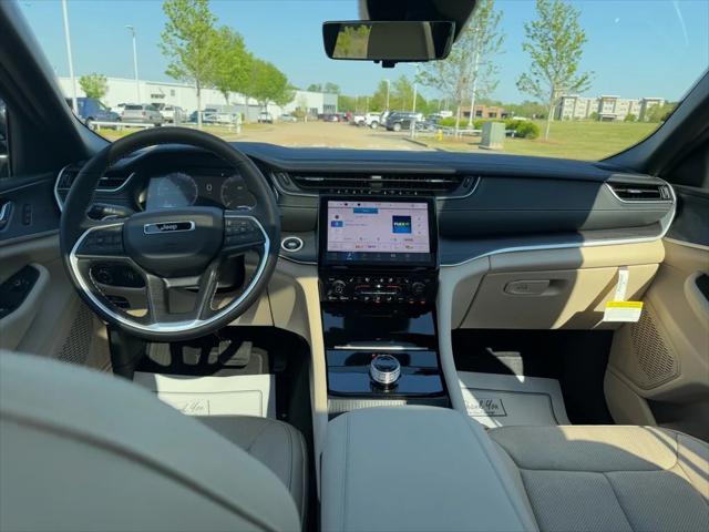 2025 Jeep Grand Cherokee GRAND CHEROKEE L LIMITED 4X2