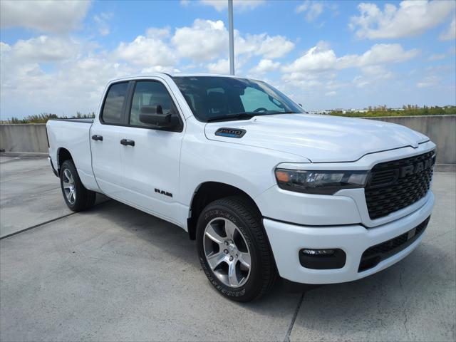 2025 RAM Ram 1500 RAM 1500 TRADESMAN QUAD CAB 4X2 64 BOX