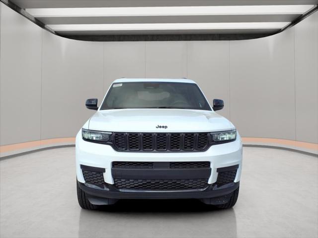 2025 Jeep Grand Cherokee GRAND CHEROKEE L ALTITUDE X 4X2