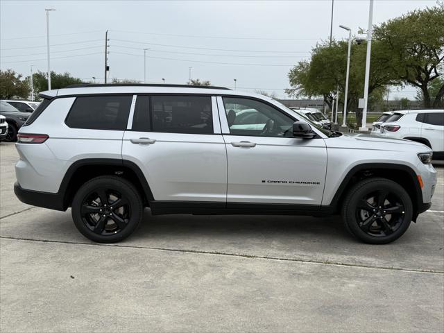 2025 Jeep Grand Cherokee GRAND CHEROKEE L LIMITED 4X2