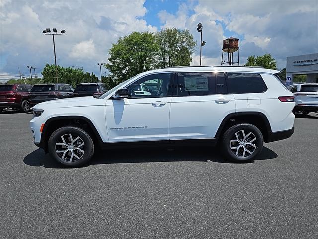 2025 Jeep Grand Cherokee GRAND CHEROKEE L LIMITED 4X4