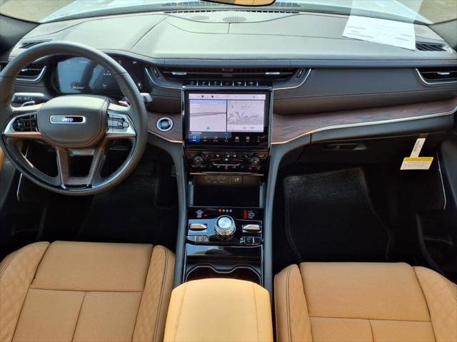 2025 Jeep Grand Cherokee GRAND CHEROKEE L SUMMIT 4X4