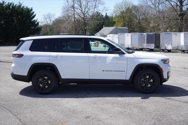 2025 Jeep Grand Cherokee GRAND CHEROKEE L ALTITUDE 4X4