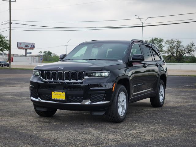 2025 Jeep Grand Cherokee GRAND CHEROKEE L LAREDO X 4X4