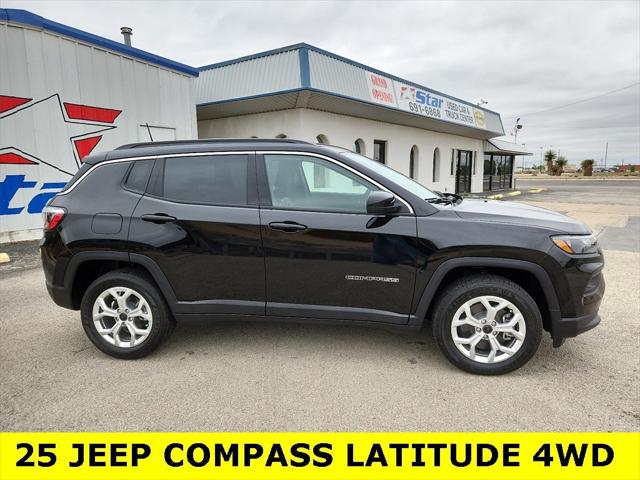 2025 Jeep Compass COMPASS LATITUDE 4X4