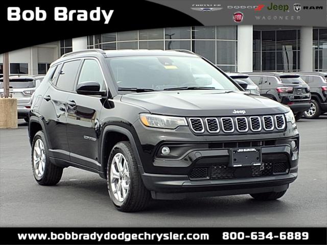 2025 Jeep Compass COMPASS LATITUDE 4X4