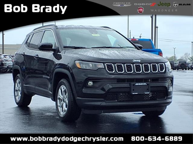 2025 Jeep Compass COMPASS LATITUDE 4X4