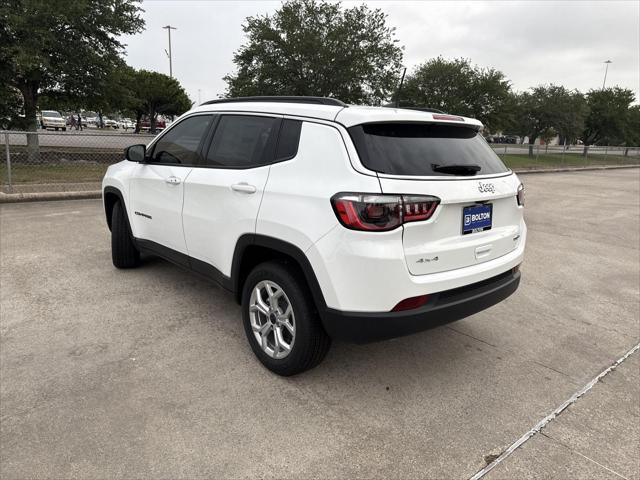 2025 Jeep Compass COMPASS LATITUDE 4X4