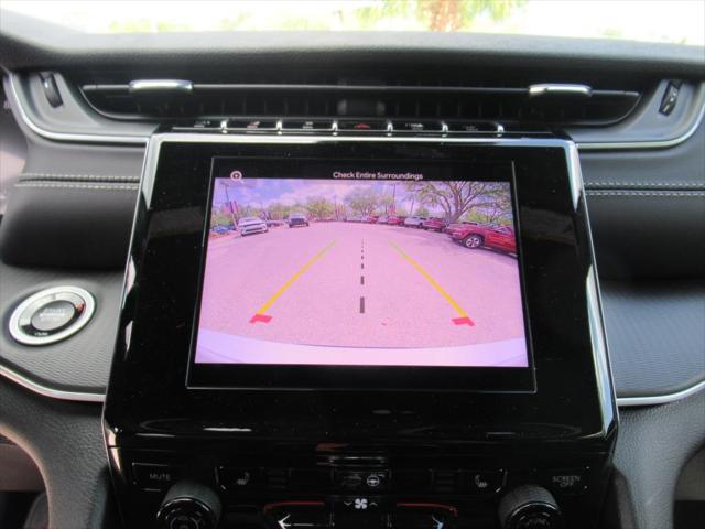 2025 Jeep Grand Cherokee GRAND CHEROKEE L LAREDO X 4X2