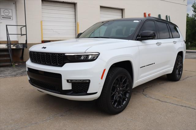 2025 Jeep Grand Cherokee GRAND CHEROKEE L SUMMIT RESERVE 4X4