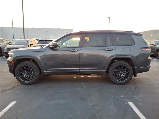 2025 Jeep Grand Cherokee GRAND CHEROKEE L SUMMIT RESERVE 4X4