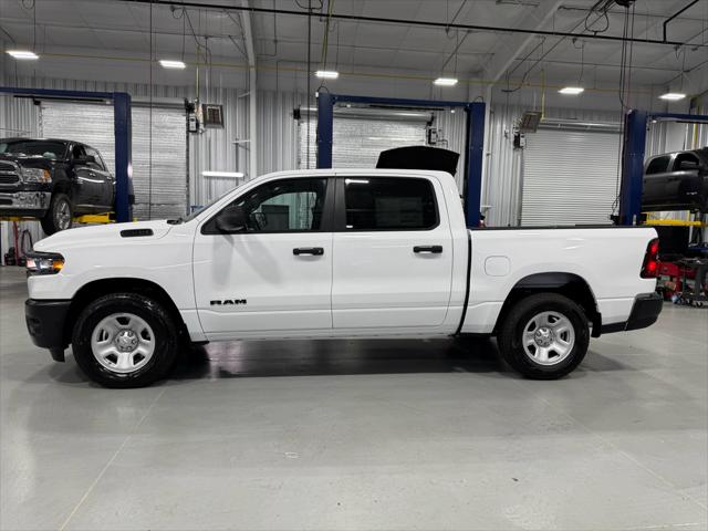 2025 RAM Ram 1500 RAM 1500 TRADESMAN CREW CAB 4X2 57 BOX