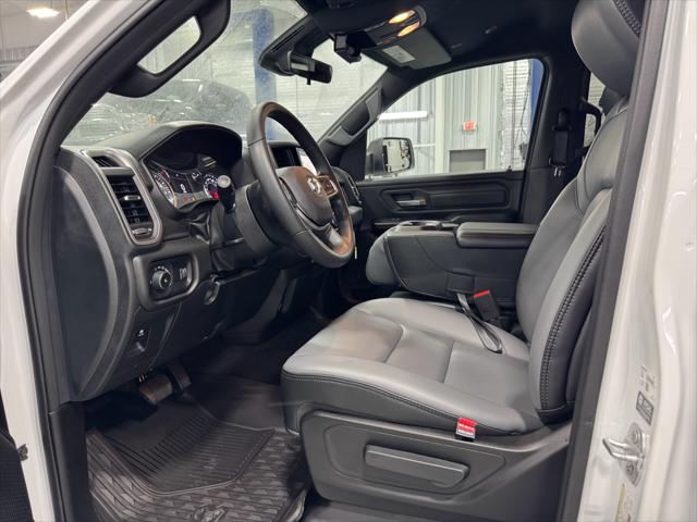 2025 RAM Ram 1500 RAM 1500 TRADESMAN CREW CAB 4X2 57 BOX