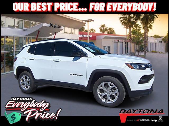 2025 Jeep Compass COMPASS LATITUDE 4X4