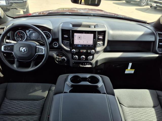 2025 RAM Ram 1500 RAM 1500 WARLOCK CREW CAB 4X4 57 BOX