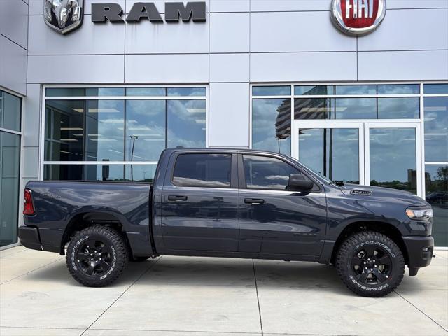 2025 RAM Ram 1500 RAM 1500 WARLOCK CREW CAB 4X4 57 BOX