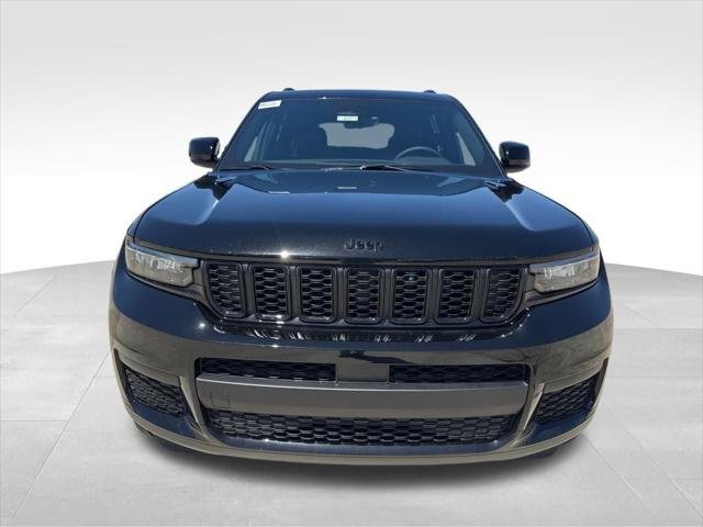 2025 Jeep Grand Cherokee GRAND CHEROKEE L ALTITUDE 4X2