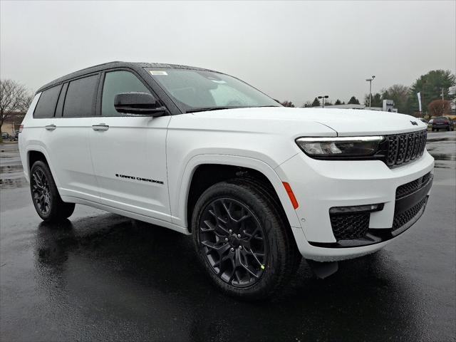 2025 Jeep Grand Cherokee GRAND CHEROKEE L SUMMIT 4X4