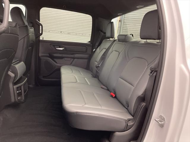 2025 RAM Ram 1500 RAM 1500 TRADESMAN CREW CAB 4X2 64 BOX